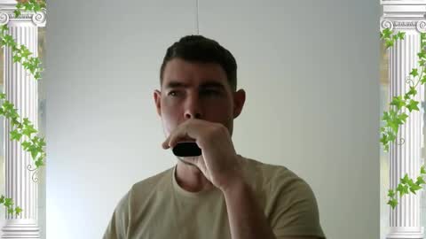 Snapshot of sultansgirls chatting on February 28, 2026, 3:35 pm The Sultan online show from February 28, 2026, 3:35 pm