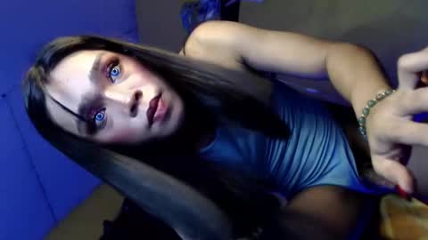 sultry_sirenxx online show from January 21, 2025, 8:32 pm