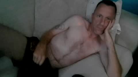 Snapshot of sum4u2see43 chatting on April 2, 2026, 2:58 pm sum4u2see43 online show from April 2, 2026, 2:58 pm