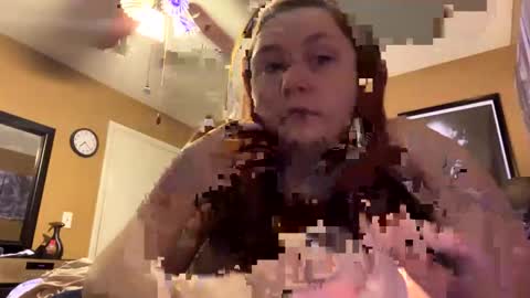 sum - maybe  online show from November 13, 2025, 1:26 am