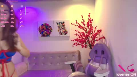 summer_miller online show from May 16, 2026, 11:42 am