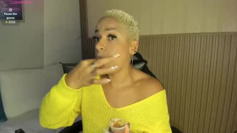 Summer online show from October 21, 2025, 11:44 am