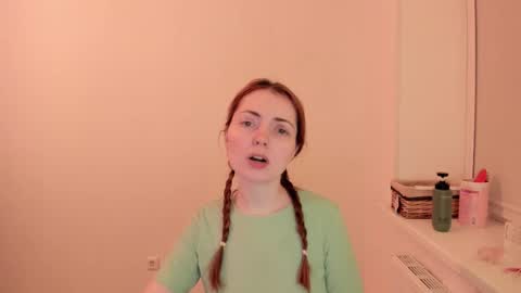 Summer Preston online show from February 22, 2026, 2:56 am