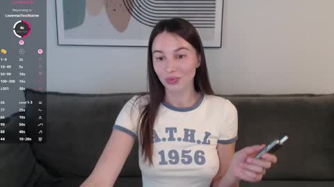 Snapshot of summer_time13 chatting on April 21, 2026, 9:04 am Liby online show from April 21, 2026, 9:04 am