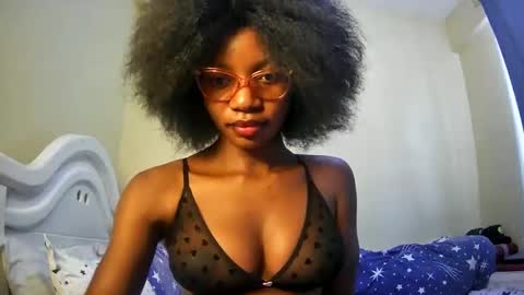 Snapshot of summerbuddy chatting on February 26, 2025, 4:47 am summerbuddy online show from February 26, 2025, 4:47 am