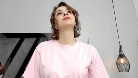 Summer online show from February 19, 2025, 6:10 pm