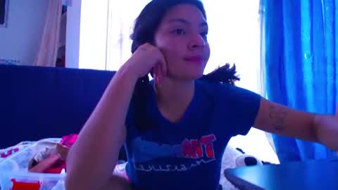 Snapshot of sun1moon6 chatting on November 18, 2025, 9:30 pm moon1 online show from November 18, 2025, 9:30 pm