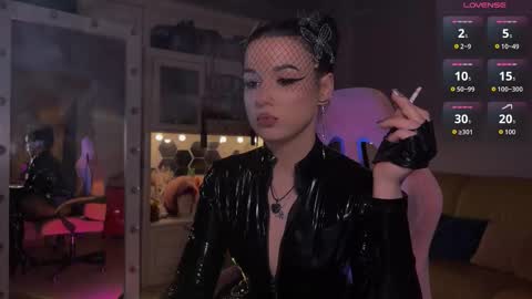 Miss Nelly online show from February 19, 2026, 9:33 pm