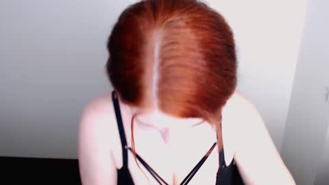 Alexi online show from November 26, 2025, 3:24 pm