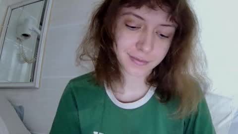 luna online show from October 5, 2025, 2:32 am