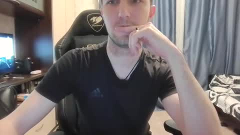 suncloud_77 online show from February 21, 2026, 6:20 pm