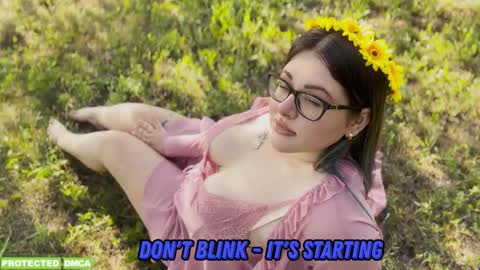 Tina. Im topless model  online show from February 4, 2026, 9:59 am