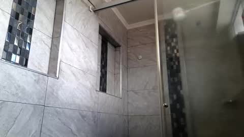 Jeraldine online show from October 18, 2025, 6:41 pm