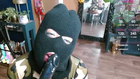 Sunni Knight online show from March 6, 2026, 2:08 am