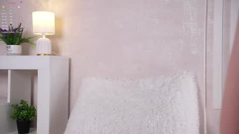 Lily online show from May 31, 2026, 6:09 pm
