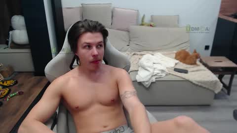 Snapshot of sunny1girl chatting on February 9, 2026, 7:01 am Alice and Sergey online show from February 9, 2026, 7:01 am