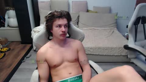 Snapshot of sunny1girl chatting on February 15, 2026, 4:25 pm Alice and Sergey online show from February 15, 2026, 4:25 pm