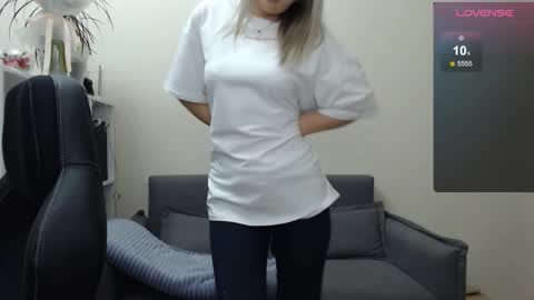 Naomi online show from February 18, 2025, 1:00 pm