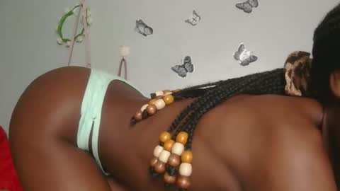 Sunny kitty25 online show from April 27, 2026, 10:24 am