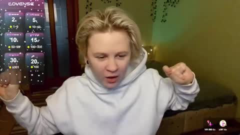 Snapshot of sunny_mood chatting on December 21, 2024, 5:03 am sunny mood online show from December 21, 2024, 5:03 am