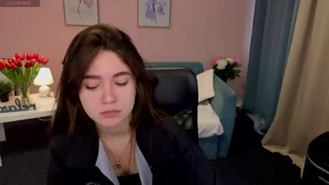 Ivanna online show from June 23, 2026, 7:39 am