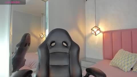  S U N N Y online show from March 14, 2026, 1:05 pm