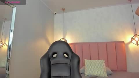  S U N N Y online show from March 16, 2026, 12:53 pm