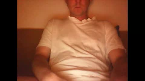 sunnygun0 online show from March 15, 2026, 6:25 pm