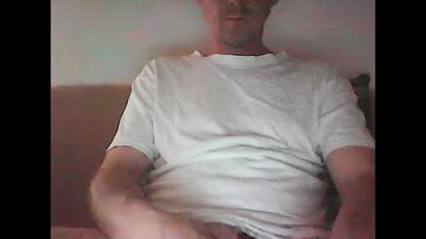 sunnygun0 online show from April 26, 2026, 4:26 pm