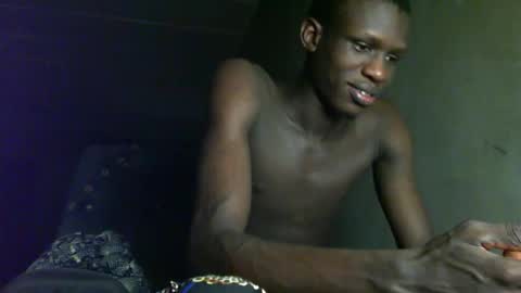 Sunnyblack2 online show from October 3, 2025, 8:55 am