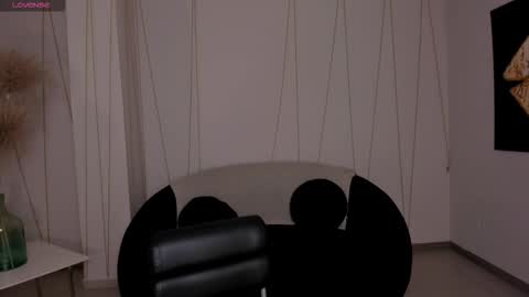 Sunny Rivers online show from February 5, 2026, 6:12 pm