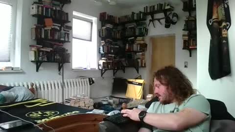 sunr1sa online show from November 18, 2025, 7:35 am