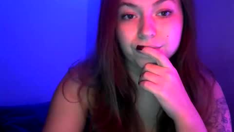 Lisa online show from November 11, 2025, 1:00 pm