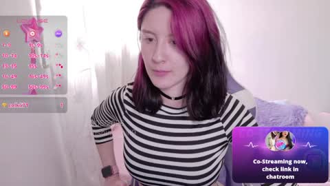 sunshine_girl9 online show from May 25, 2026, 9:10 pm