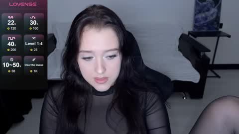 Snapshot of sunshine_j chatting on October 27, 2025, 3:27 pm sunshine_j online show from October 27, 2025, 3:27 pm