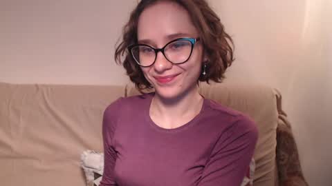 Hella online show from April 15, 2026, 4:47 pm