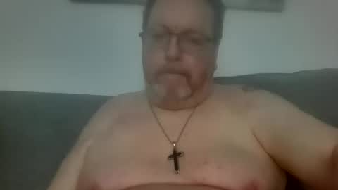 Sunspotbaby online show from June 11, 2026, 9:35 pm