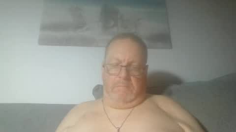 Sunspotbaby online show from June 25, 2026, 3:06 am