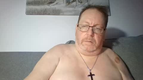 Sunspotbaby online show from July 26, 2026, 12:19 am