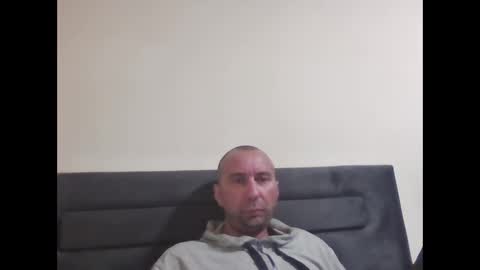 super42835015 online show from May 20, 2026, 6:36 pm