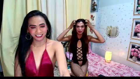 Snapshot of superlatinaasian4u chatting on September 19, 2025, 12:56 am URWILD-JASMINE online show from September 19, 2025, 12:56 am