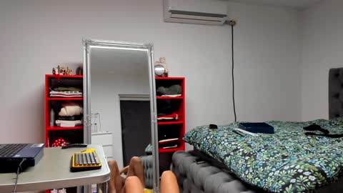 Snapshot of supermanboyxxl chatting on December 3, 2024, 9:44 am supermanboyxxl online show from December 3, 2024, 9:44 am