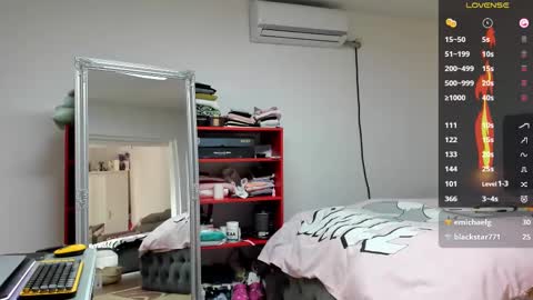 Snapshot of supermanboyxxl chatting on February 11, 2025, 9:53 am supermanboyxxl online show from February 11, 2025, 9:53 am