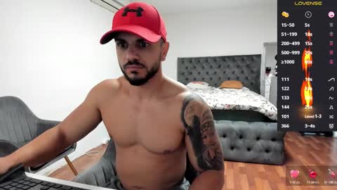 Snapshot of supermanboyxxl chatting on October 1, 2025, 5:57 am supermanboyxxl online show from October 1, 2025, 5:57 am