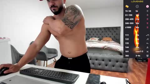 Snapshot of supermanboyxxl chatting on October 24, 2025, 6:21 am supermanboyxxl online show from October 24, 2025, 6:21 am