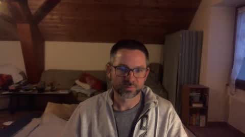 supersquirrel81 online show from November 29, 2025, 6:38 am