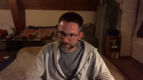 supersquirrel81 online show from December 3, 2025, 5:44 pm