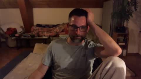 supersquirrel81 online show from January 9, 2026, 5:04 pm