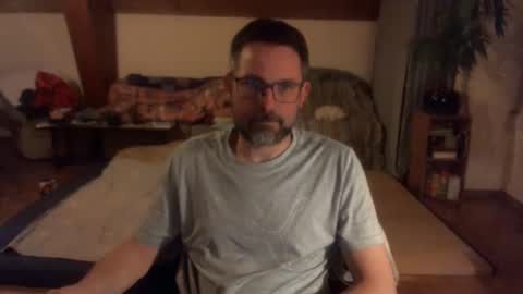 supersquirrel81 online show from January 15, 2026, 4:55 pm