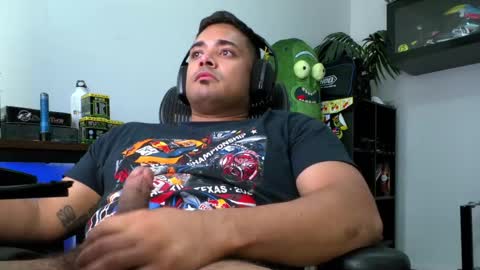 supertoaster69 online show from May 5, 2026, 2:36 pm